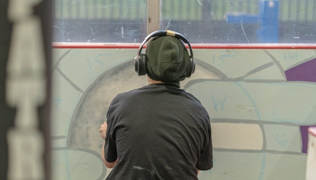 Jak media relacjonują mecze Stali Ostrów – za kulisami pracy dziennikarzy