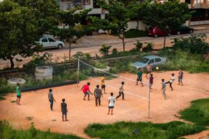 Jakie dyscypliny sportowe poza koszykówką są popularne w Ostrowie Wielkopolskim?